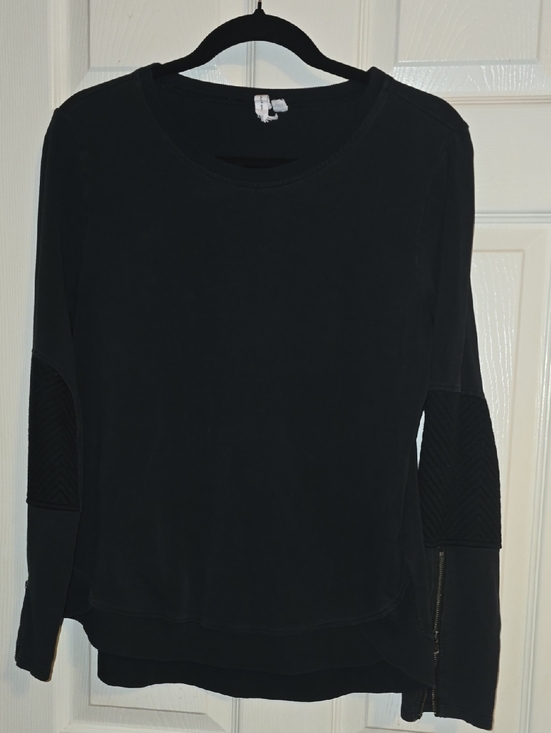 Cable & Gauge Tops - Cable & Gauge Black Quilted Elbow Pullover Sweatshirt
